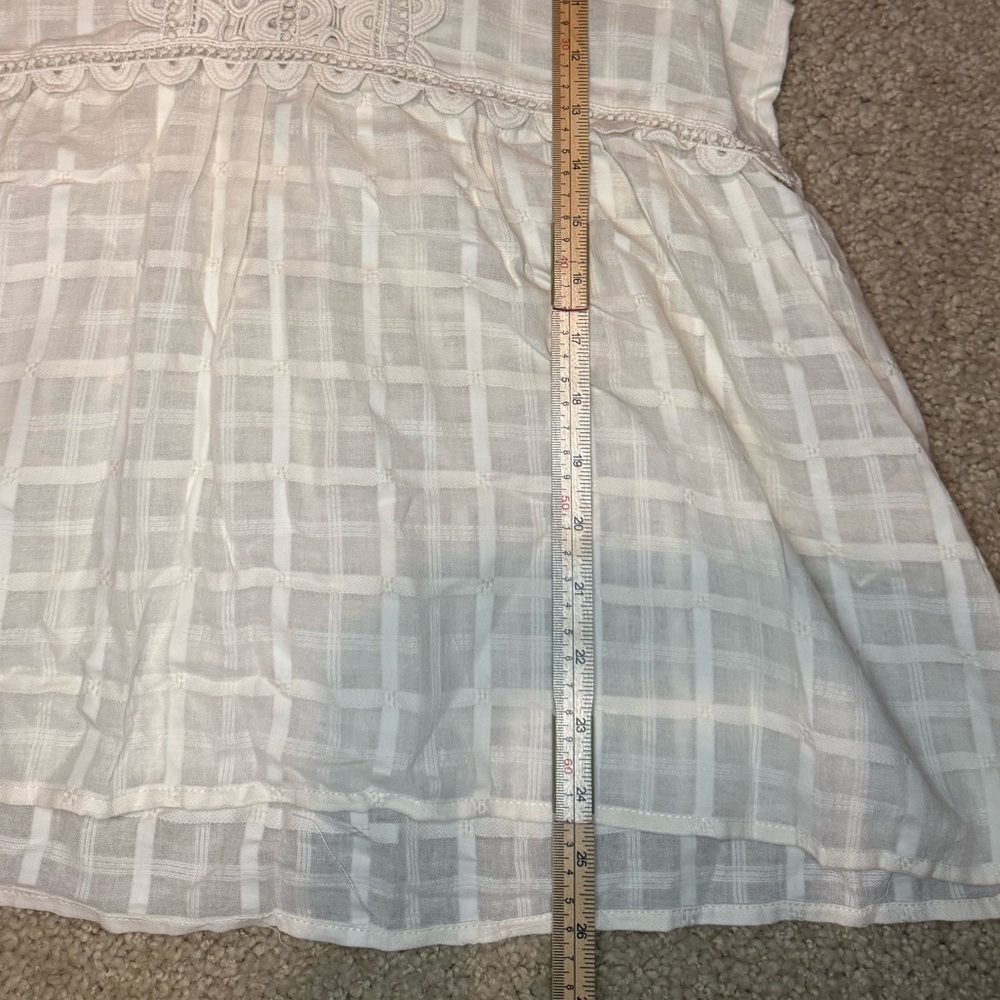 Max Studio Sleeveless Blouse - Picture 4 of 5